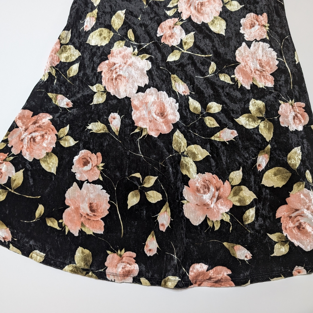 Black and Pink Strapless Velvet A-Line Midi Dress for Wedding Guests - Picture 2 of 6